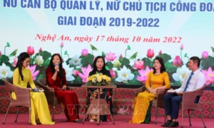 Nghệ An tuyên dương 40 nữ cán bộ quản lý, nữ chủ tịch công đoàn ngành Giáo dục